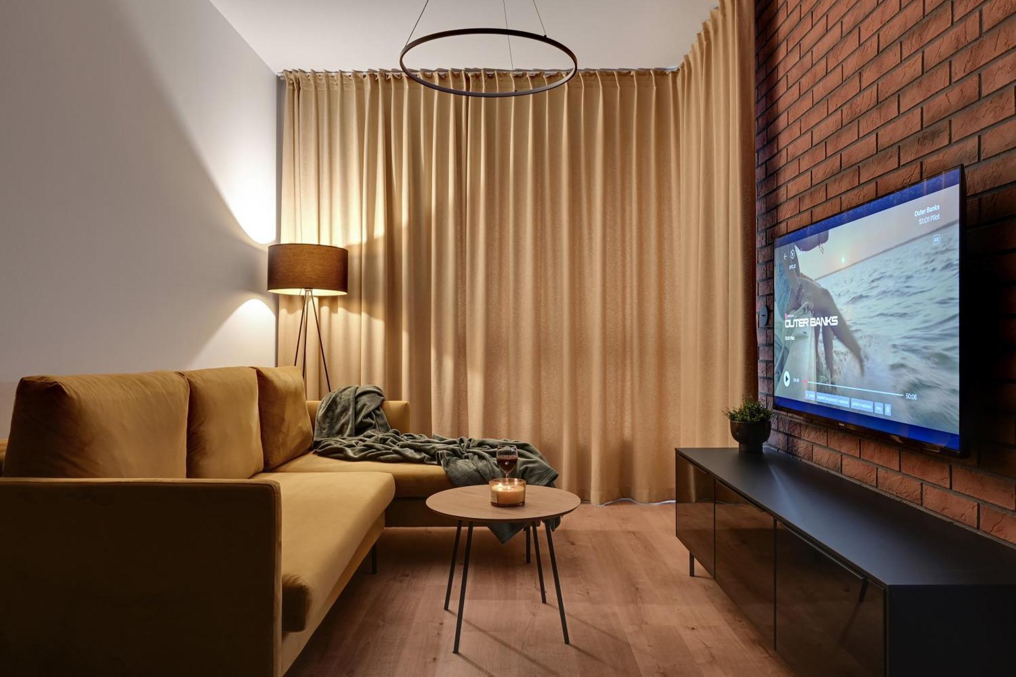 Doki Living - Foodhall & Parking By Downtown Apartments Gdańsk Eksteriør billede